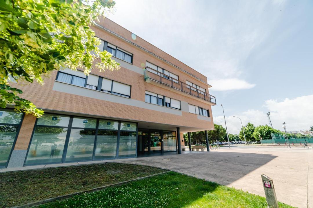 Micampus Logrono Student Residence Zewnętrze zdjęcie