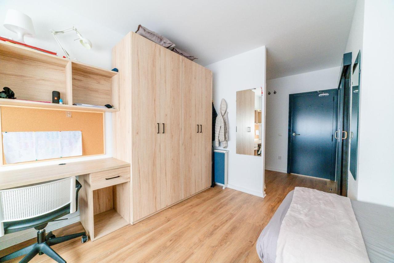 Micampus Logrono Student Residence Zewnętrze zdjęcie