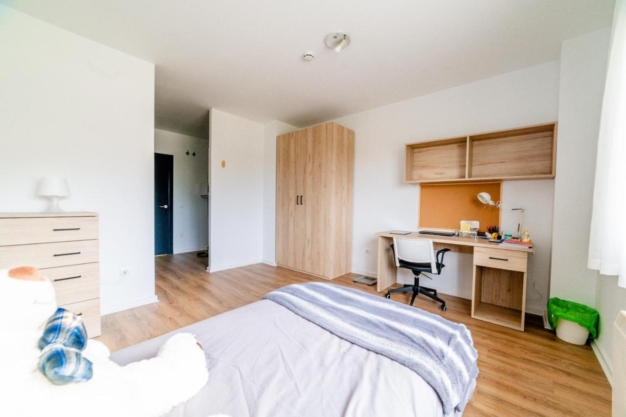 Micampus Logrono Student Residence Zewnętrze zdjęcie